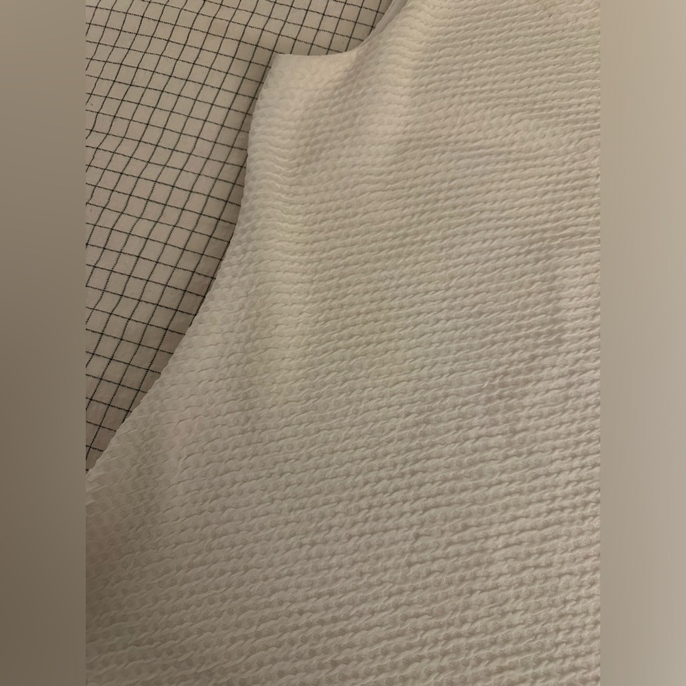 Calvin Klein Ivory Layering Shell - Picture 2 of 2